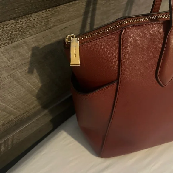 AUTHENTIC Michael Kors orange-reddish in color tote Bag. - Picture 5 of 15